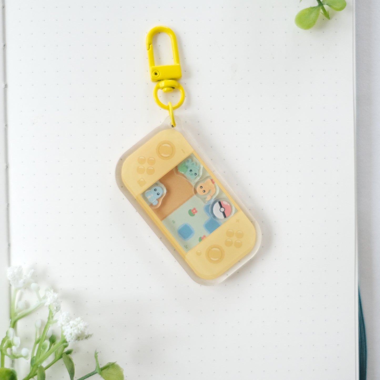 pocket friends shaker keychain