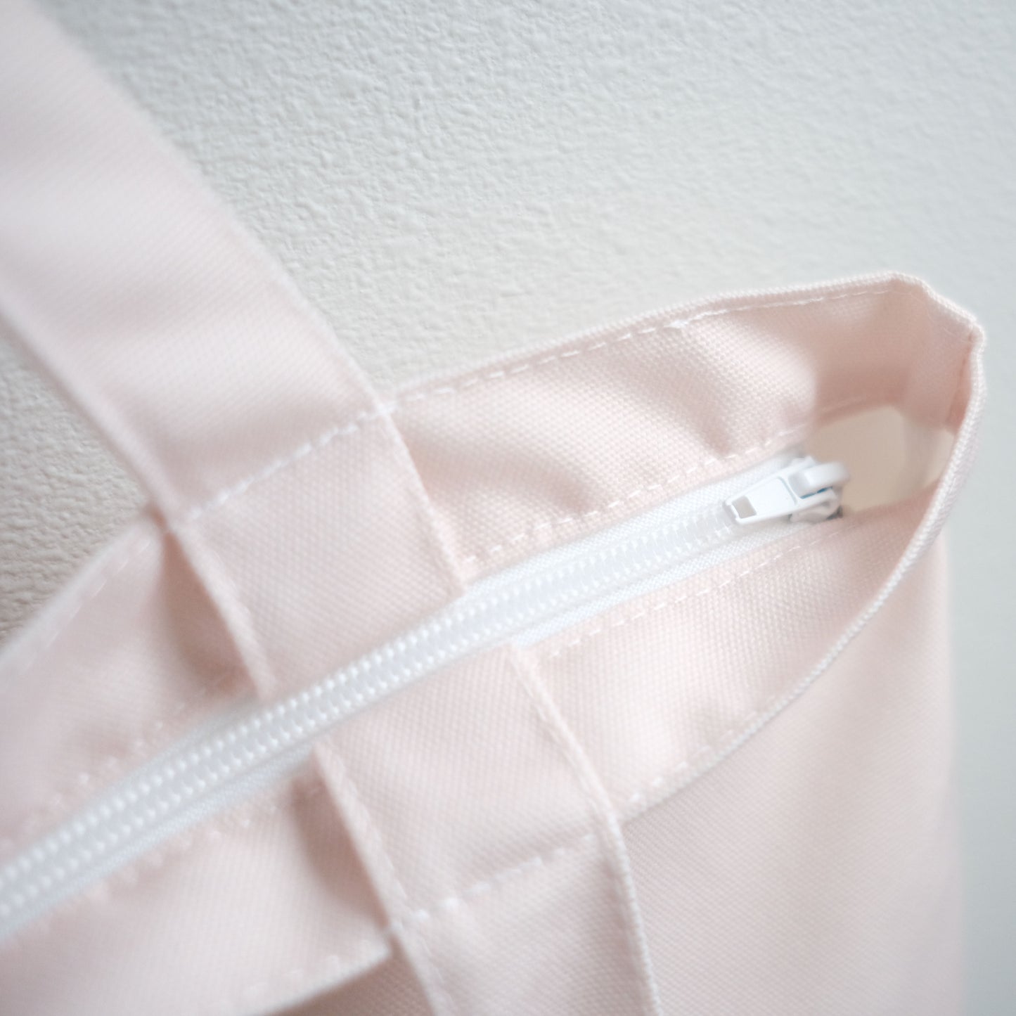 zipper tote