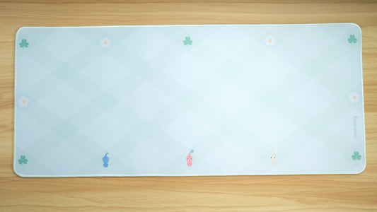 pik-cuties deskmat