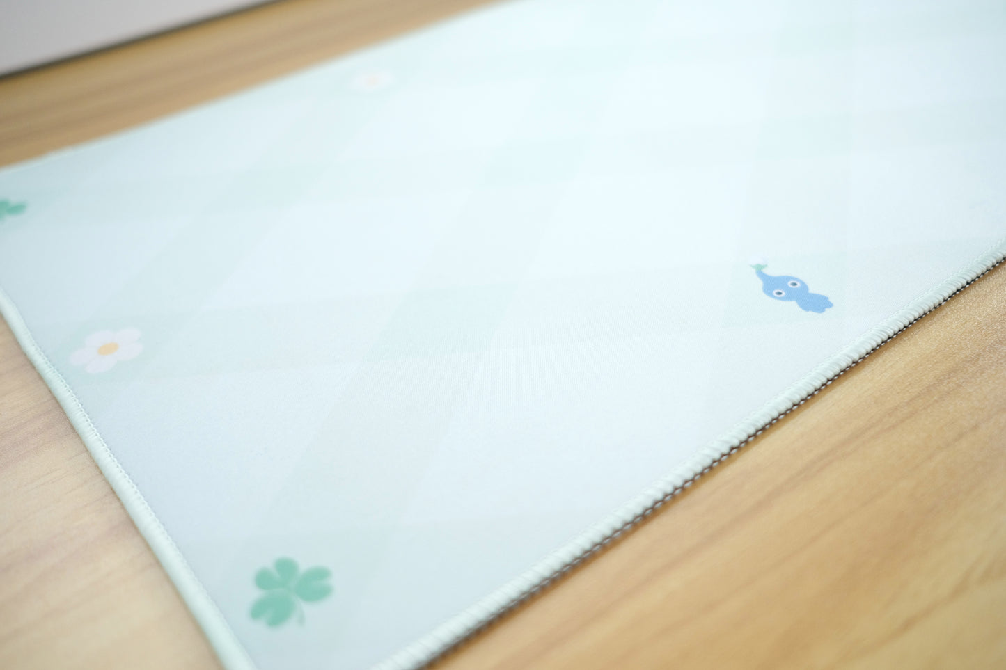 pik-cuties deskmat